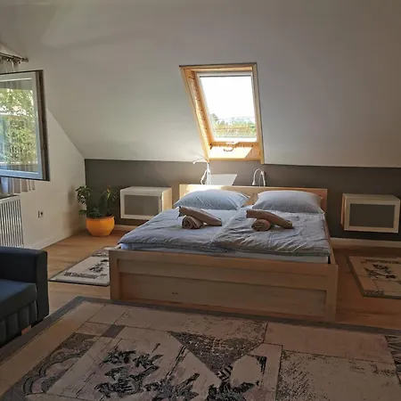 Holiday home Platan Haz